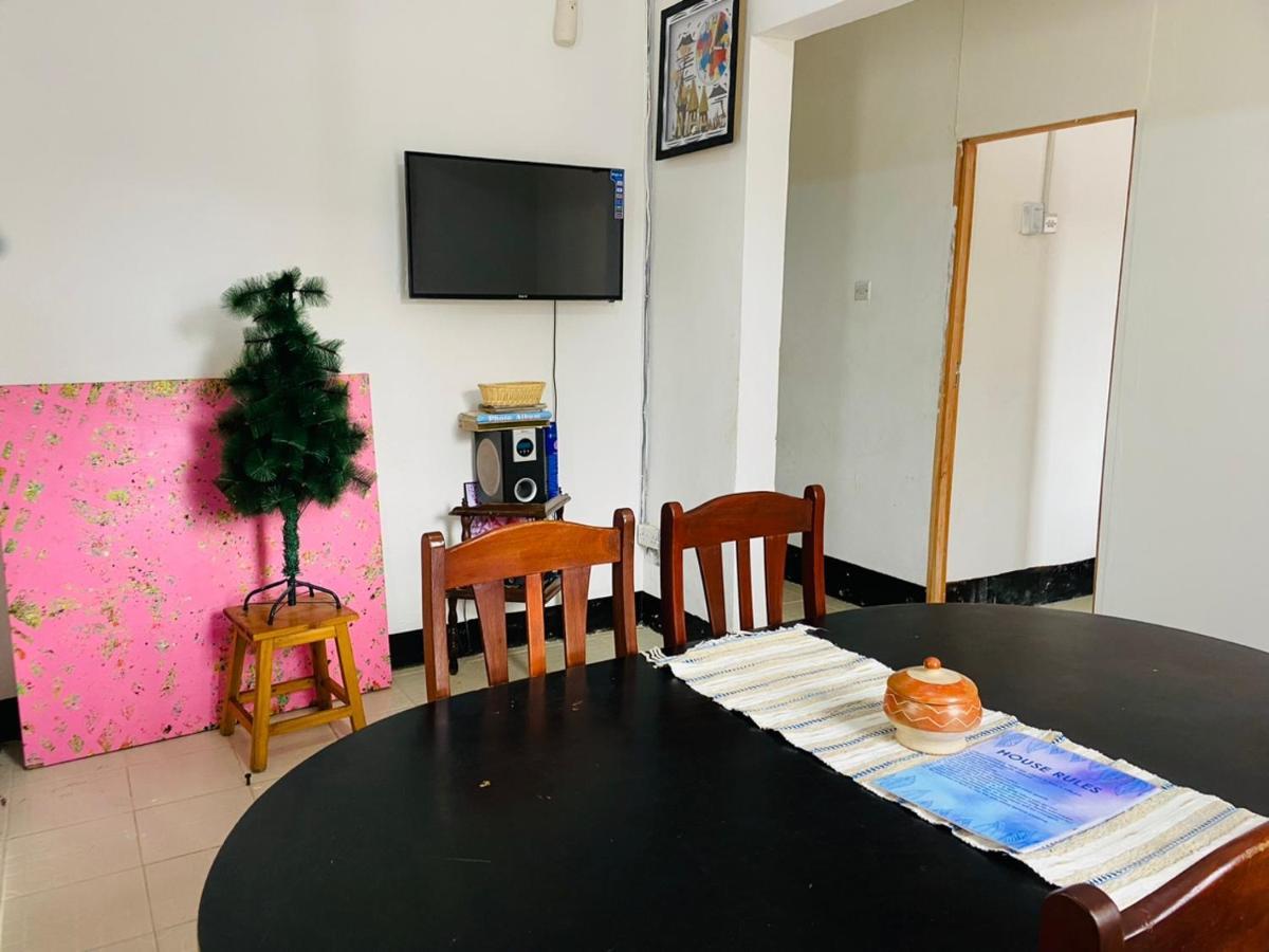 Mikocheni Home Stay 다르에스살람 외부 사진